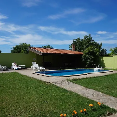 Angelinas With Private Pool Каварна