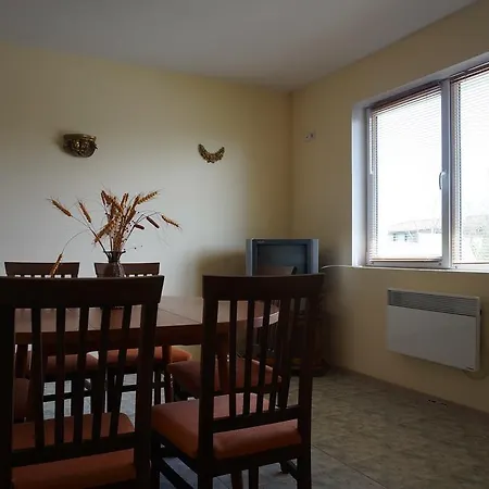 Lejlighed Angelinas With Private Pool Kavarna